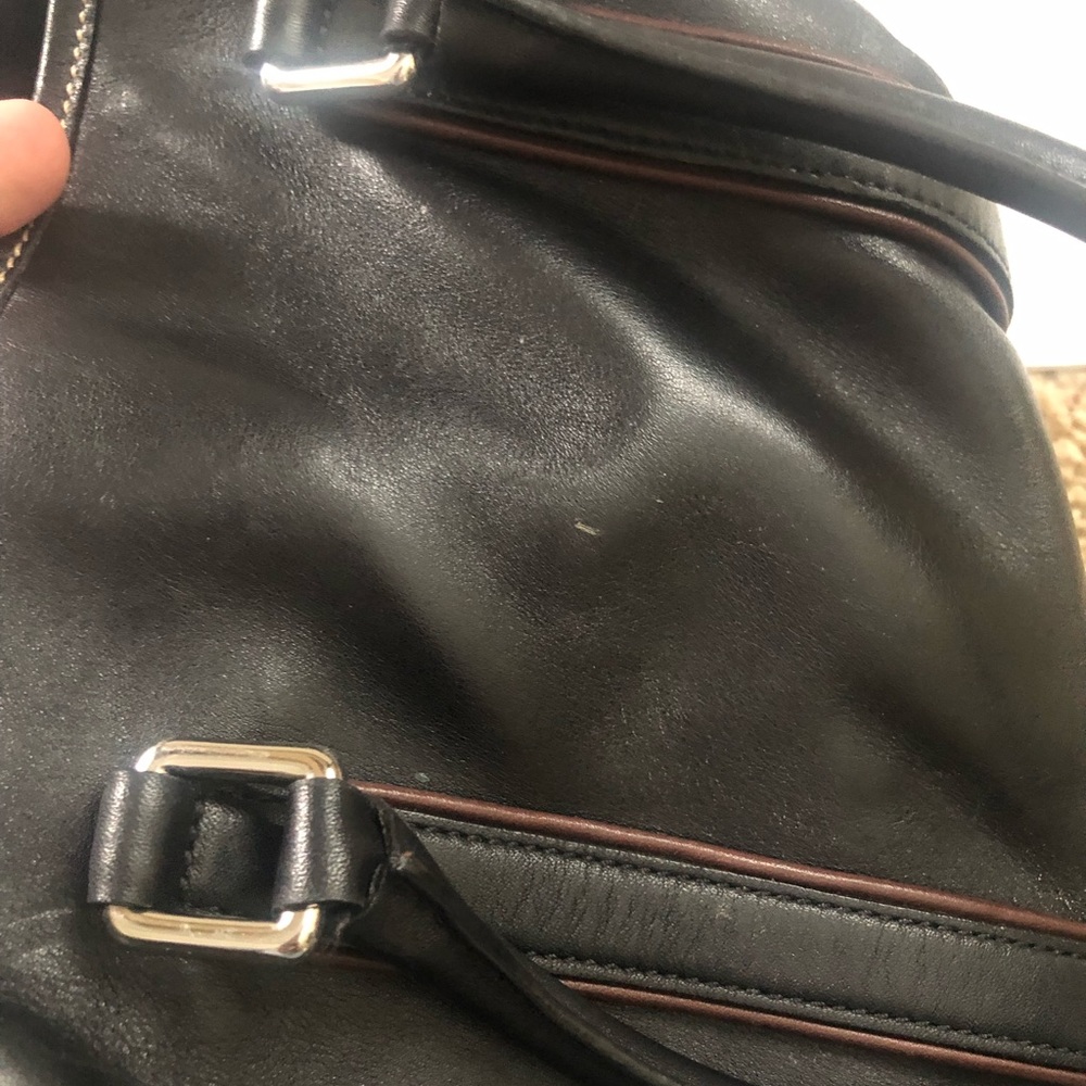 Coach purse black authentic with black and gray scarf - Picture 10 of 10